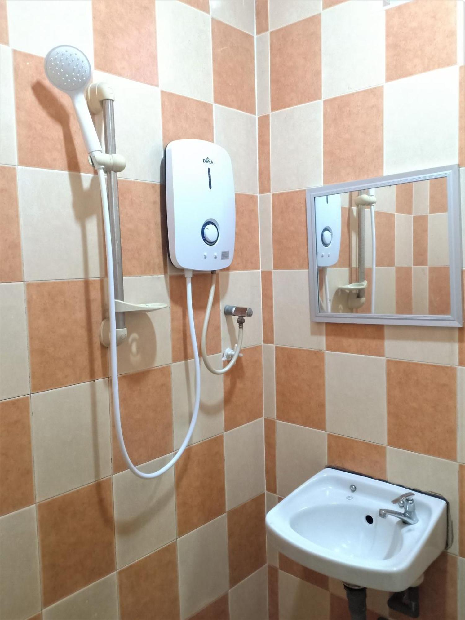 Hotel Smz Sungai Siput Kampong Rimba Panjang Habitación foto